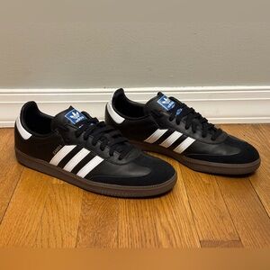 Adidas Sambas Black/White Sz 13 Excellent Condition!!